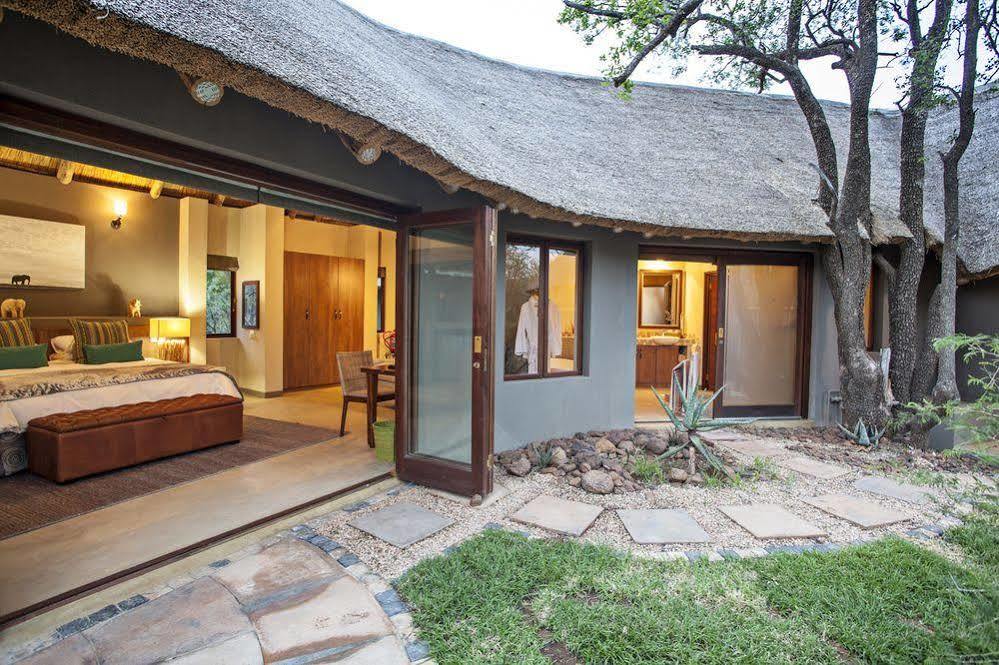 Tambuti Lodge Pilanesberg Exterior photo